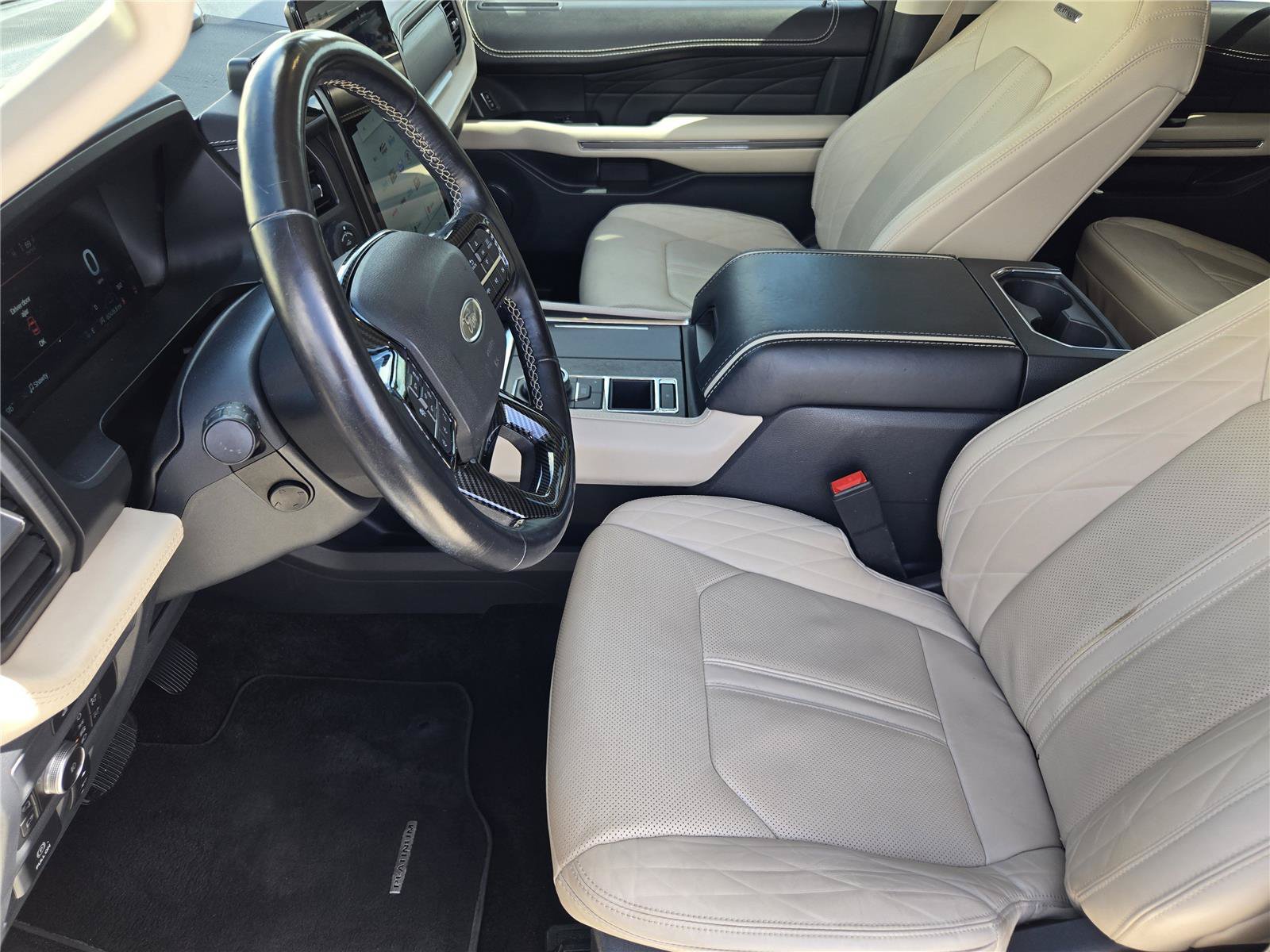 Used 2022 Ford Expedition Max Platinum RWD image 12