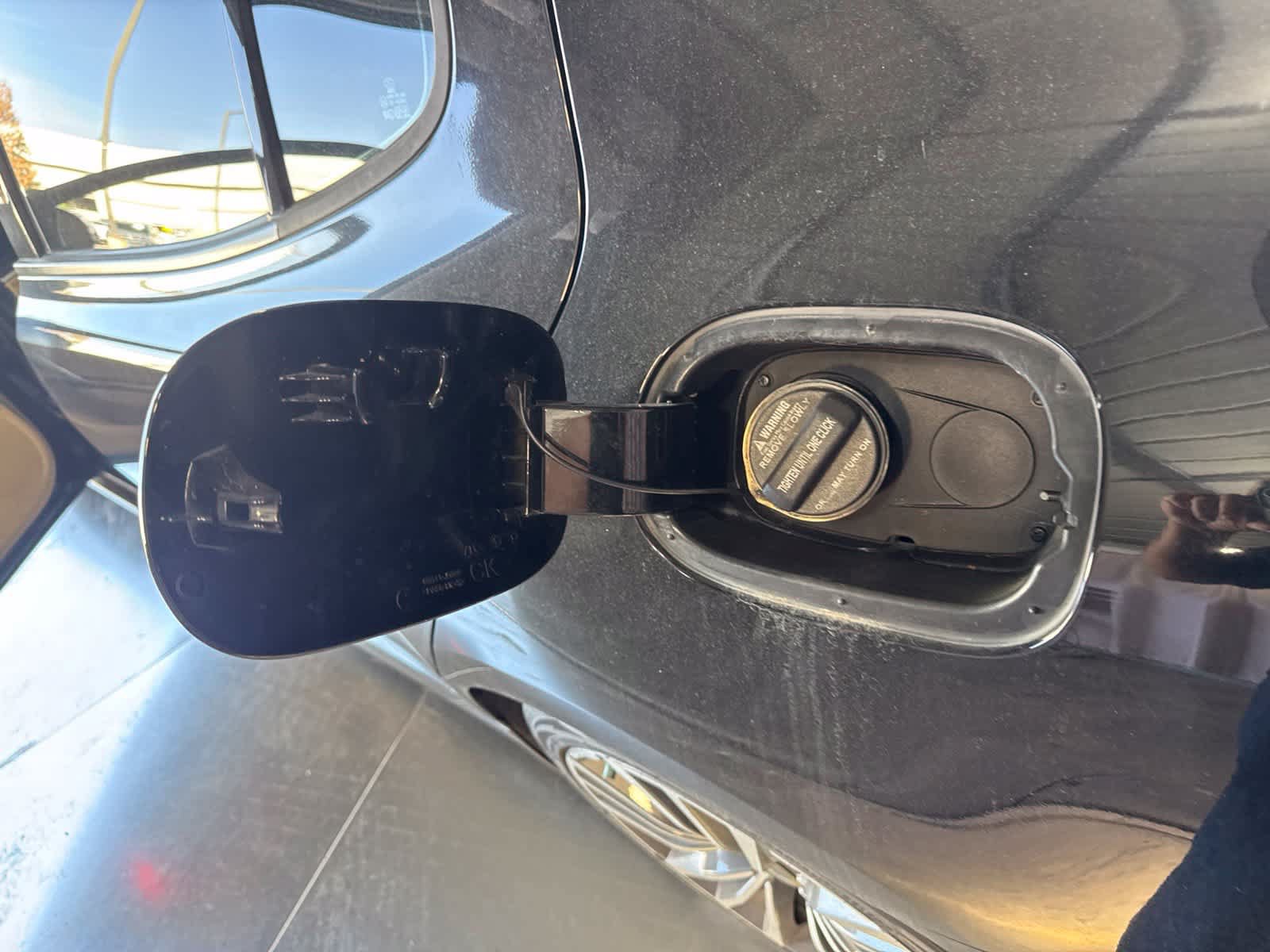Used 2018 Kia Stinger Premium AWD/4WD image 11