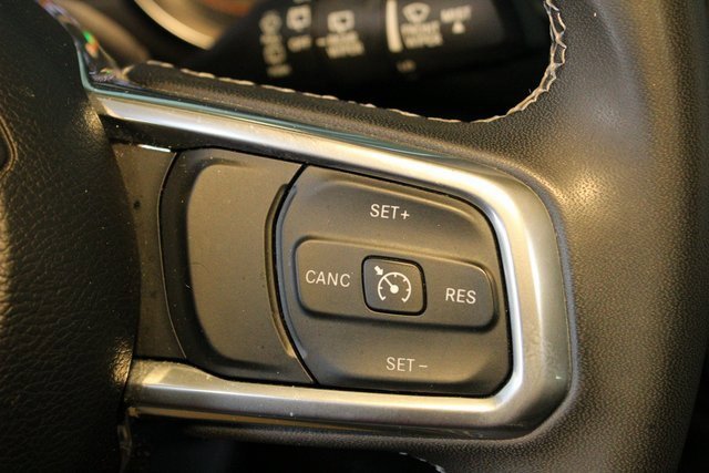 Used 2023 Jeep Wrangler Unlimited Sahara image 21