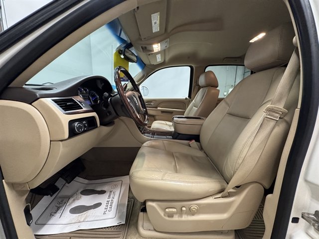 Used 2013 Cadillac Escalade EXT AWD/4WD image 15
