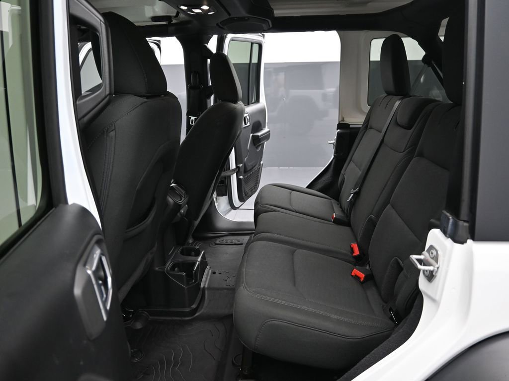 Used 2020 Jeep Wrangler Unlimited Sport image 15