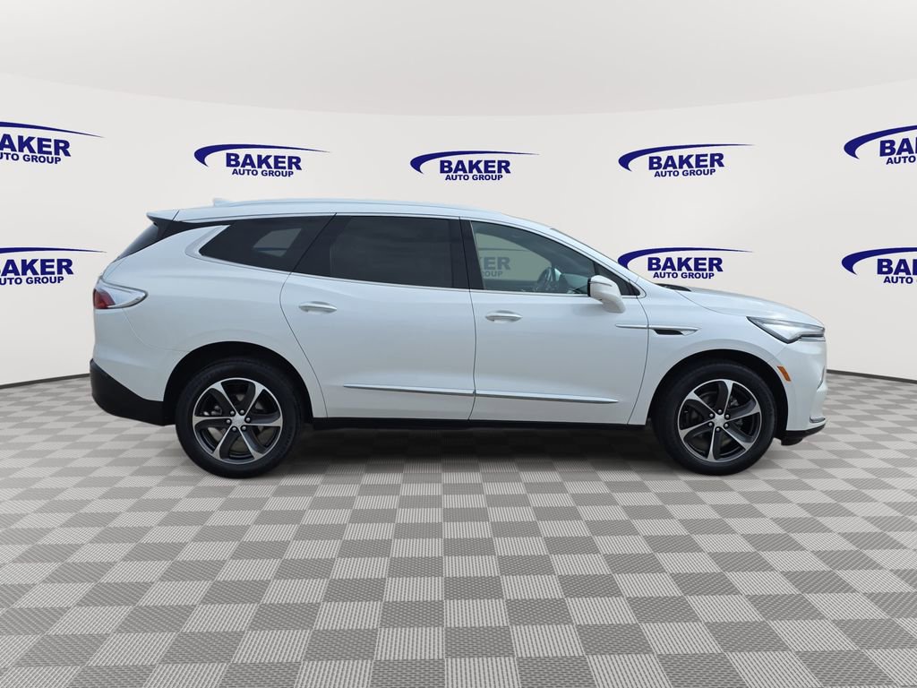 Used 2022 Buick Enclave Essence w/ Experience Buick Package image 4