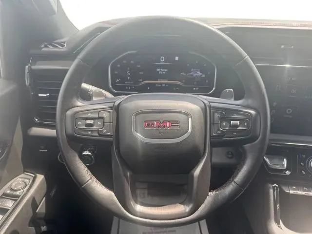 Used 2023 GMC Sierra 1500 AT4 w/ AT4 Premium Package AWD/4WD image 23