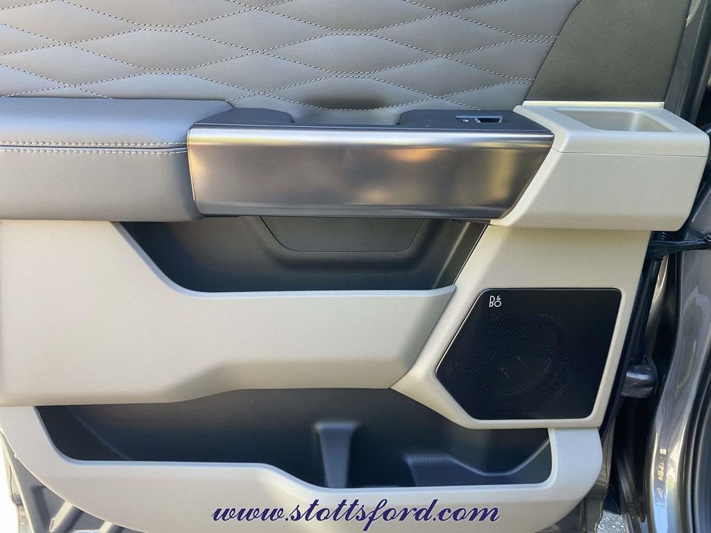 New 2026 Ford F250 Platinum AWD/4WD image 14