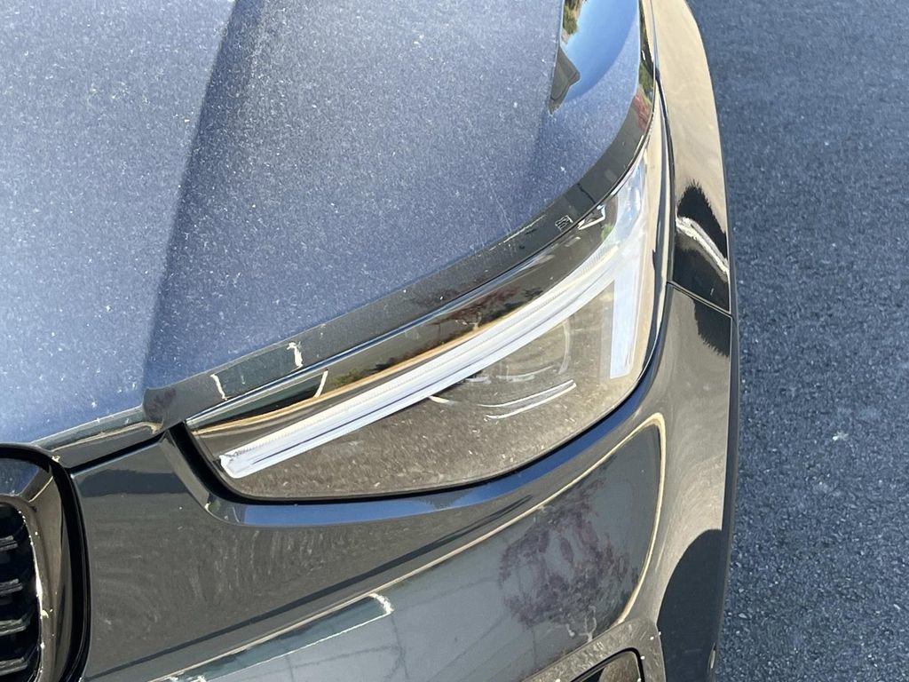 New 2026 Volvo XC40 B5 Ultra w/ Climate Package image 9