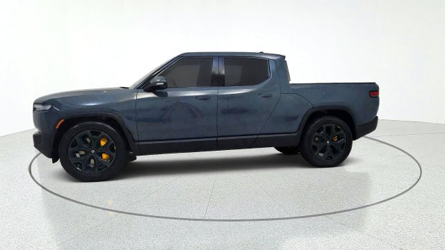 Used 2026 Rivian R1T Premium Tri AWD/4WD image 4