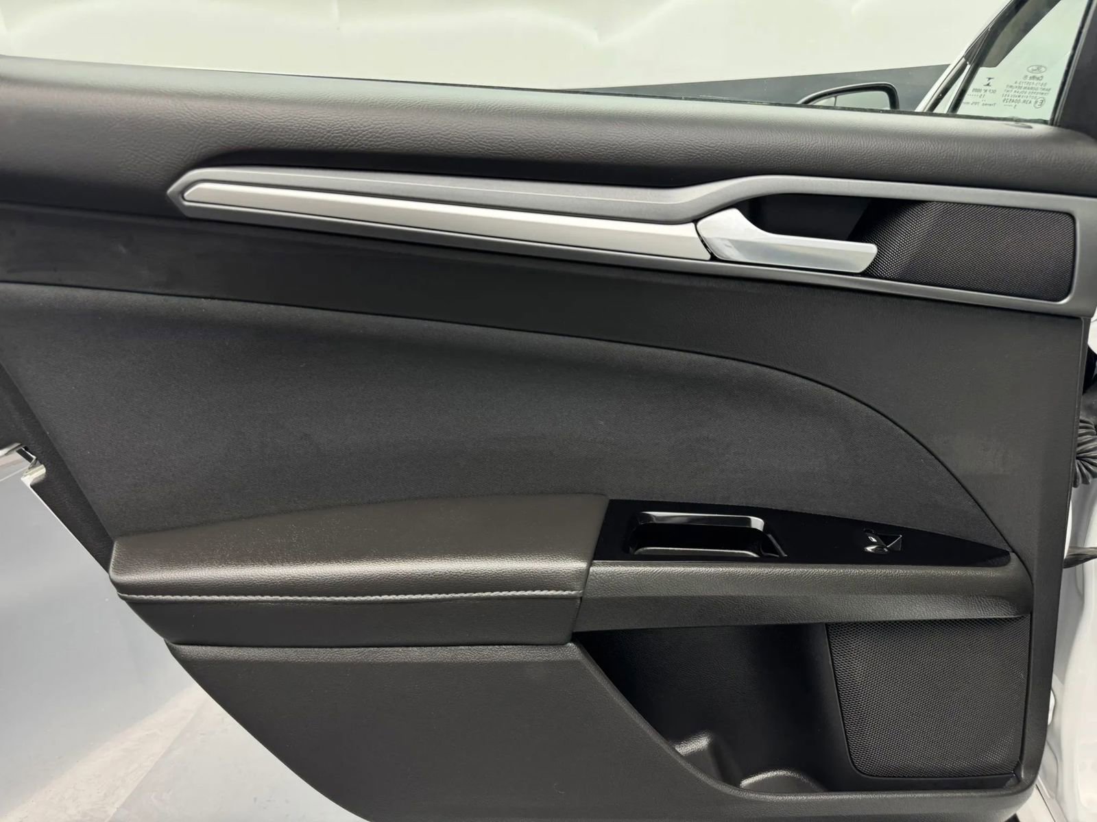 Used 2016 Ford Fusion SE image 41