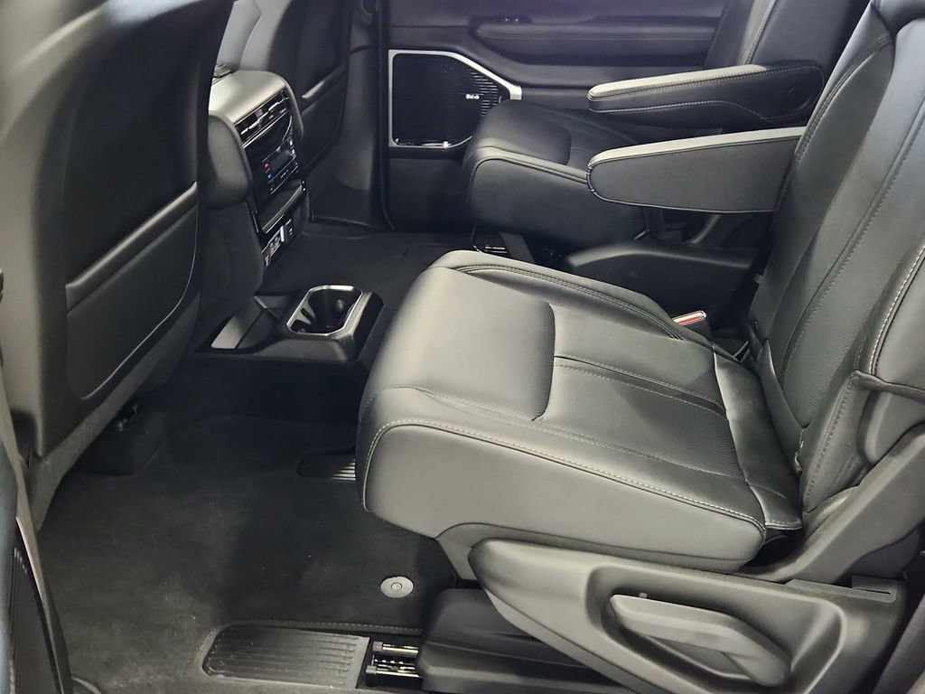 New 2026 Jeep Grand Wagoneer L Limited image 8