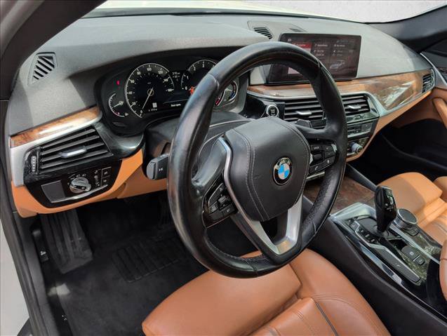 Used 2019 BMW 540i w/ Convenience Package RWD image 9