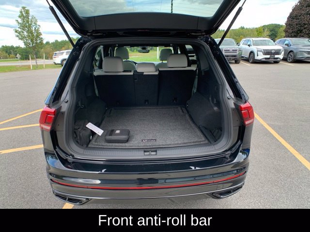 Used 2023 Volkswagen Tiguan SE R-Line AWD/4WD image 24