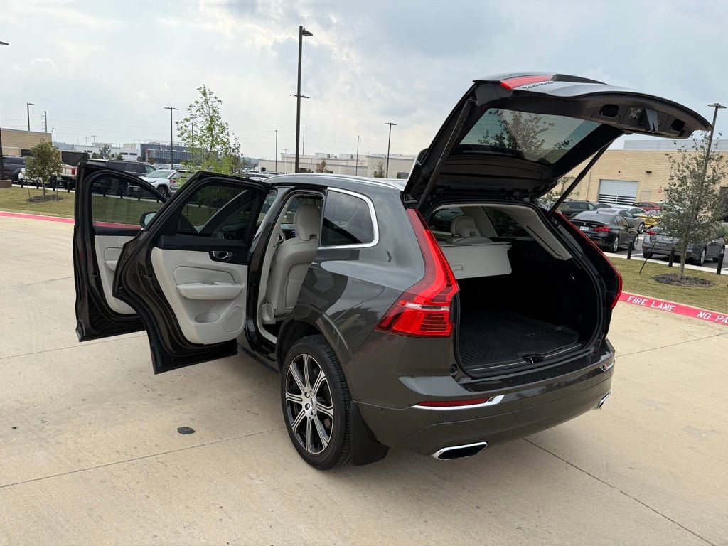 Used 2021 Volvo XC60 T5 Inscription w/ Advanced Package image 23