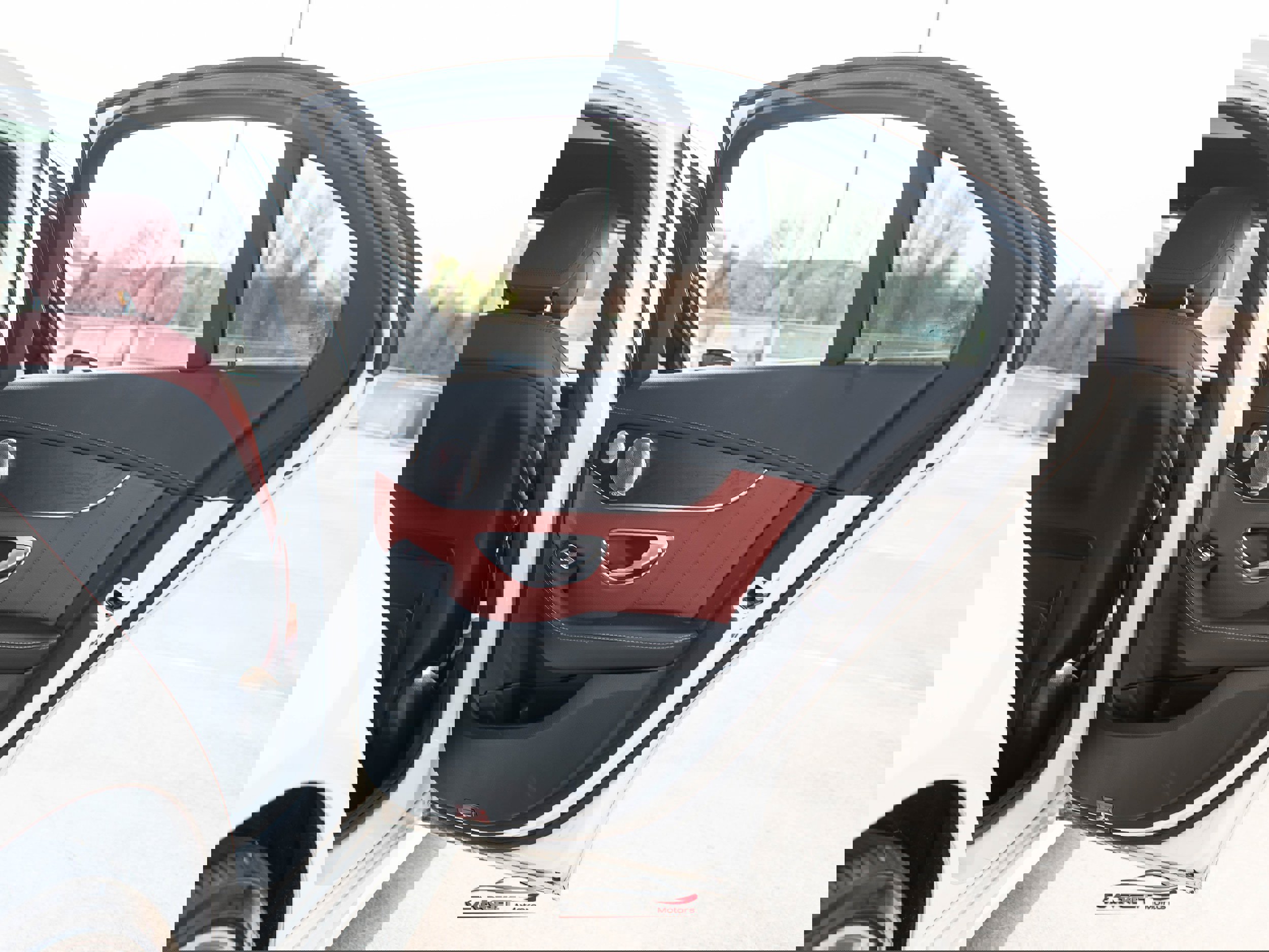 Used 2015 Mercedes-Benz C 400 4MATIC image 43