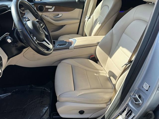 Used 2022 Mercedes-Benz GLC 300 4MATIC w/ Premium Package Lite image 24