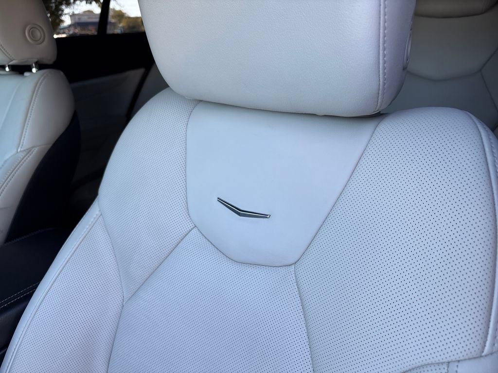 Certified 2023 Cadillac CT4 Premium Luxury AWD/4WD image 17