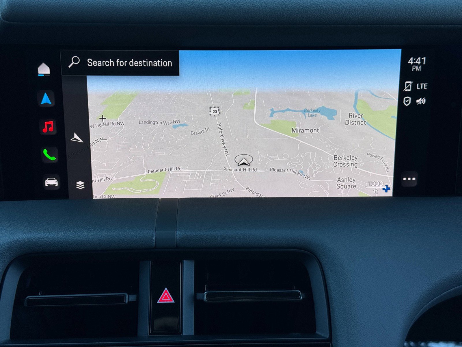 Used 2020 Porsche Taycan 4S image 26