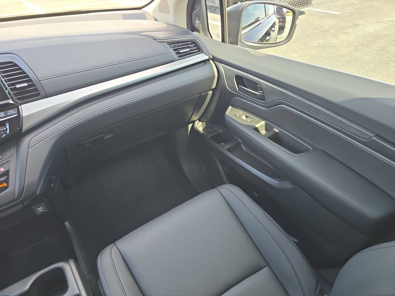 Certified 2026 Honda Odyssey EX-L image 12