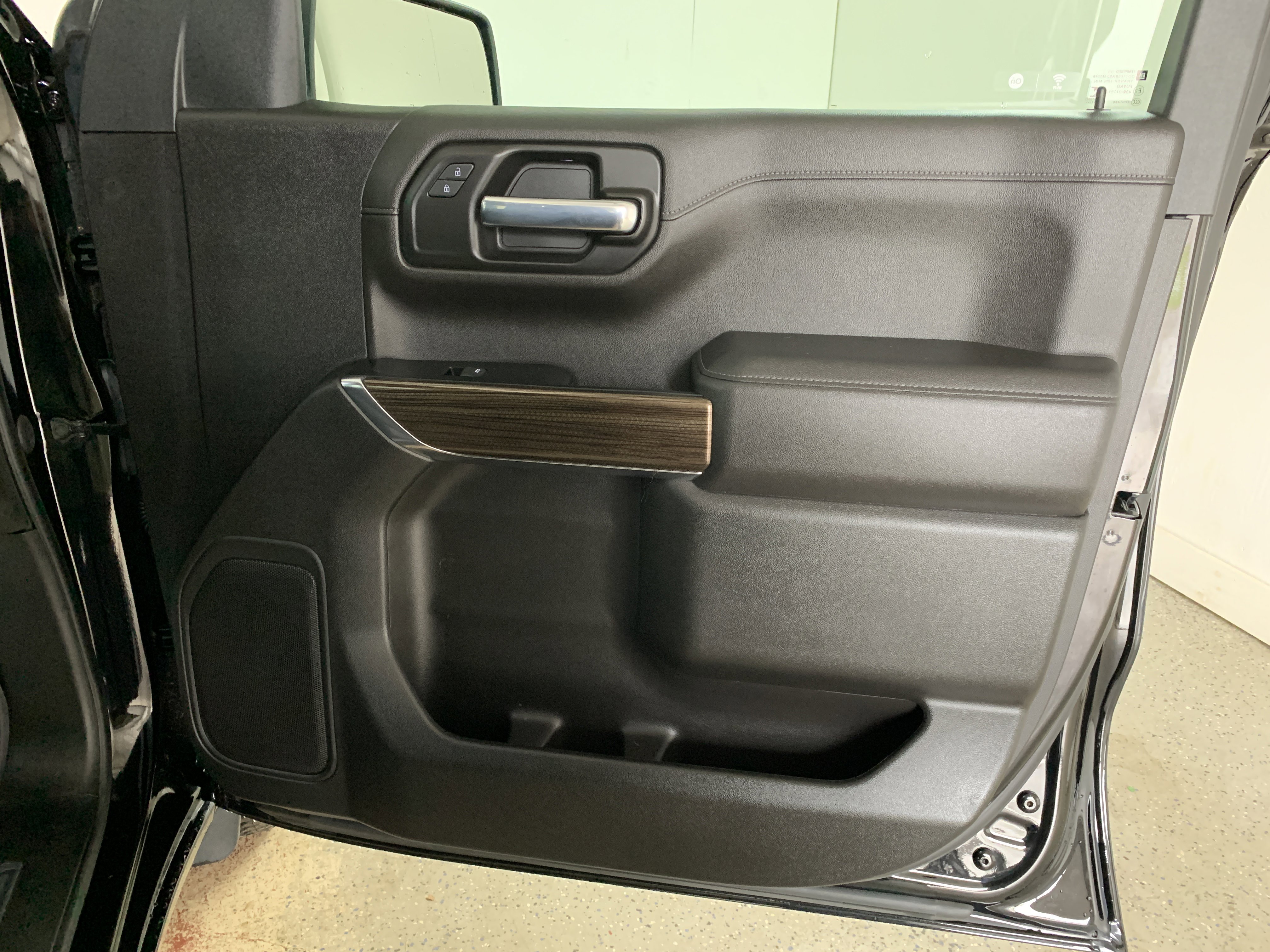 Used 2022 Chevrolet Silverado 1500 RST image 31