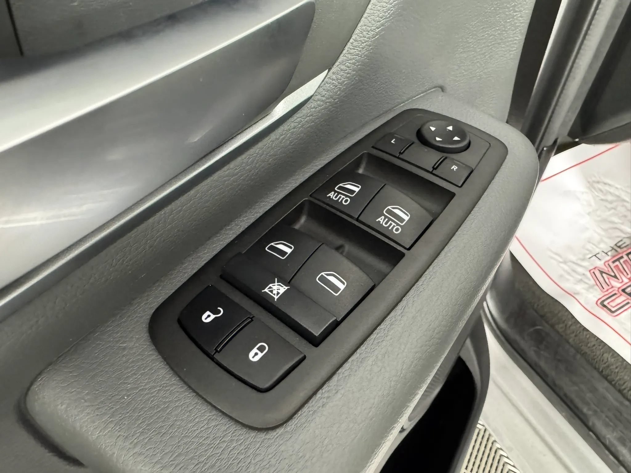 Used 2022 RAM 1500 Big Horn AWD/4WD image 35