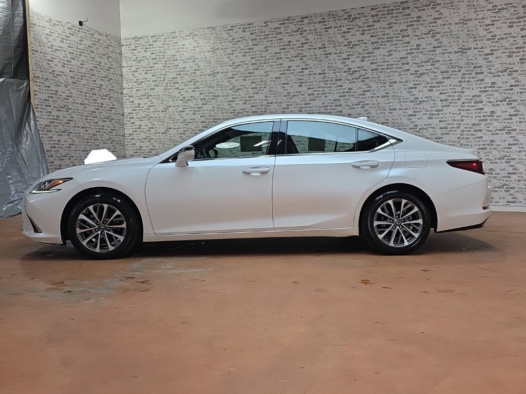 Used 2023 Lexus ES 350 w/ Accessory Package (Z1) image 6