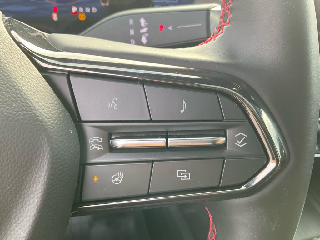 Used 2025 Chevrolet Equinox EV RS w/ LPO, Trailering Package image 31