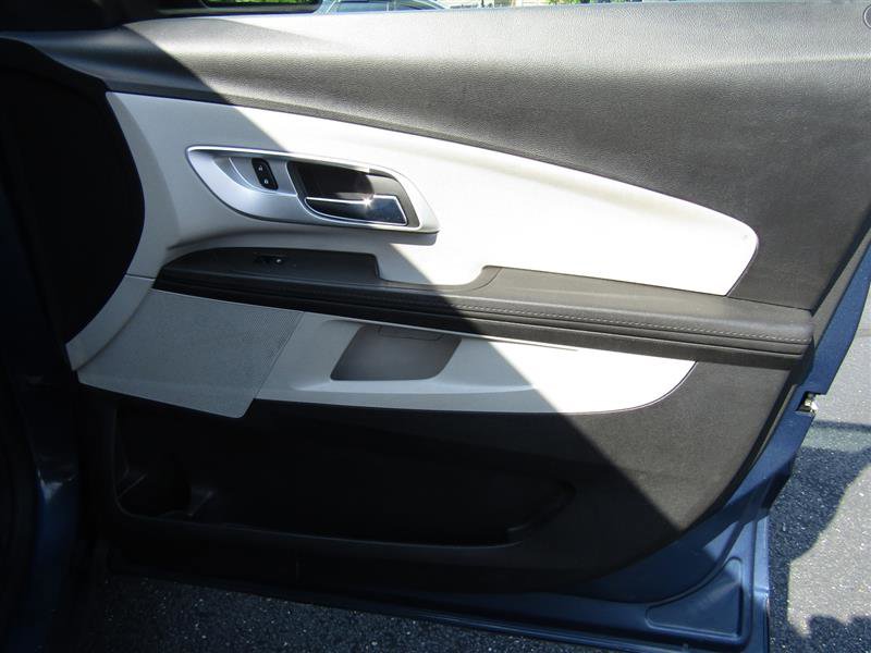 Used 2016 Chevrolet Equinox LT w/ Convenience Package image 28