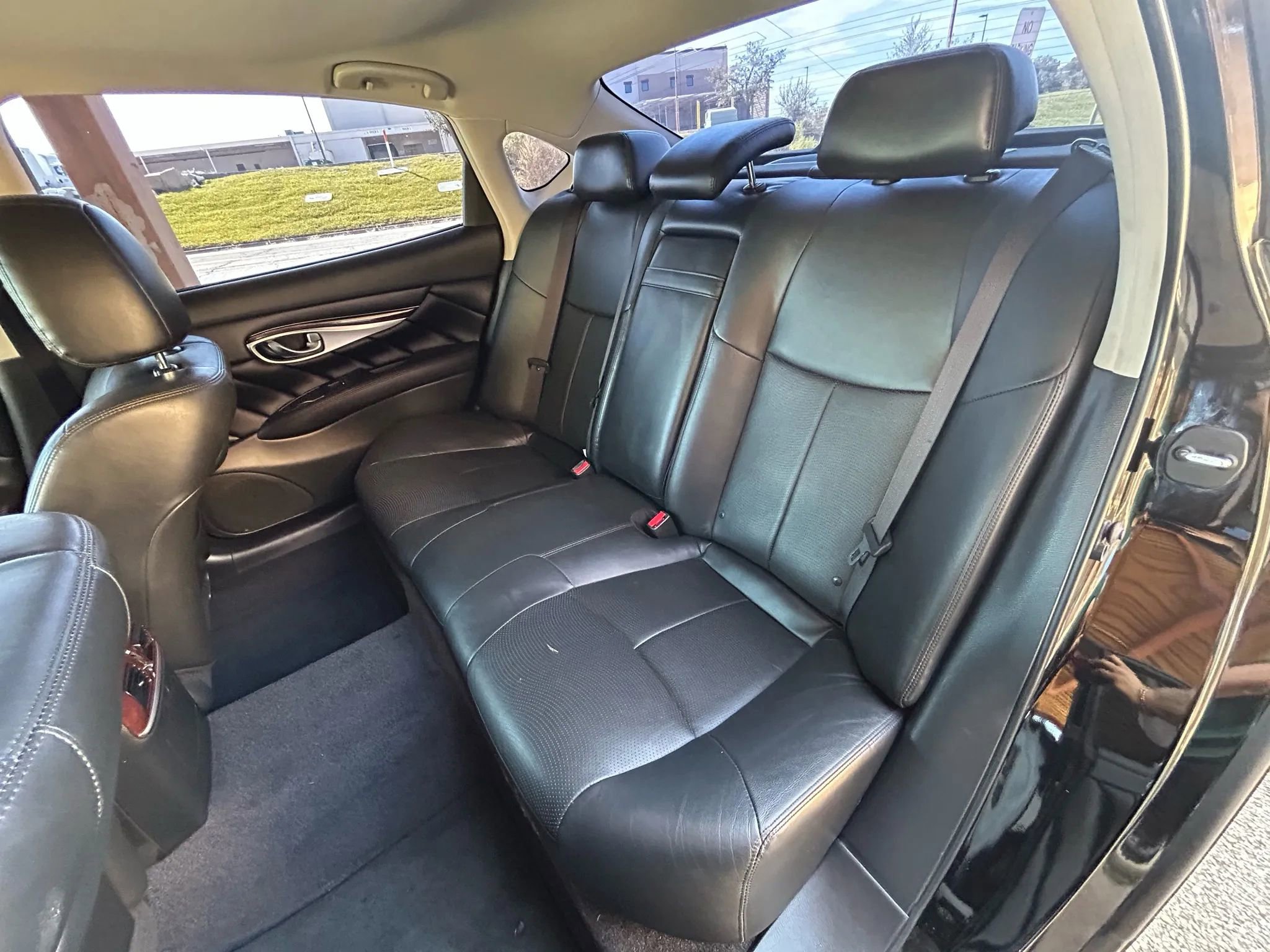 Used 2015 INFINITI Q70 L 3.7 image 10