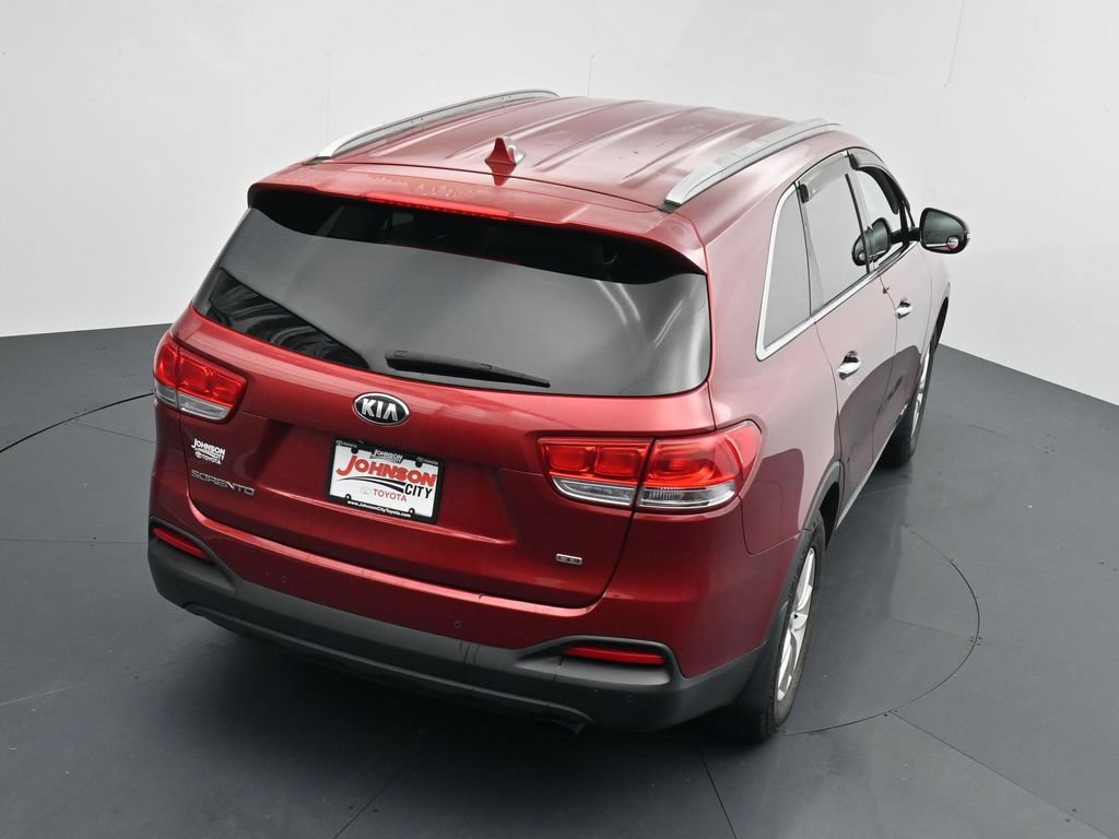 Used 2017 Kia Sorento AWD w/ LX Convenience Package image 28