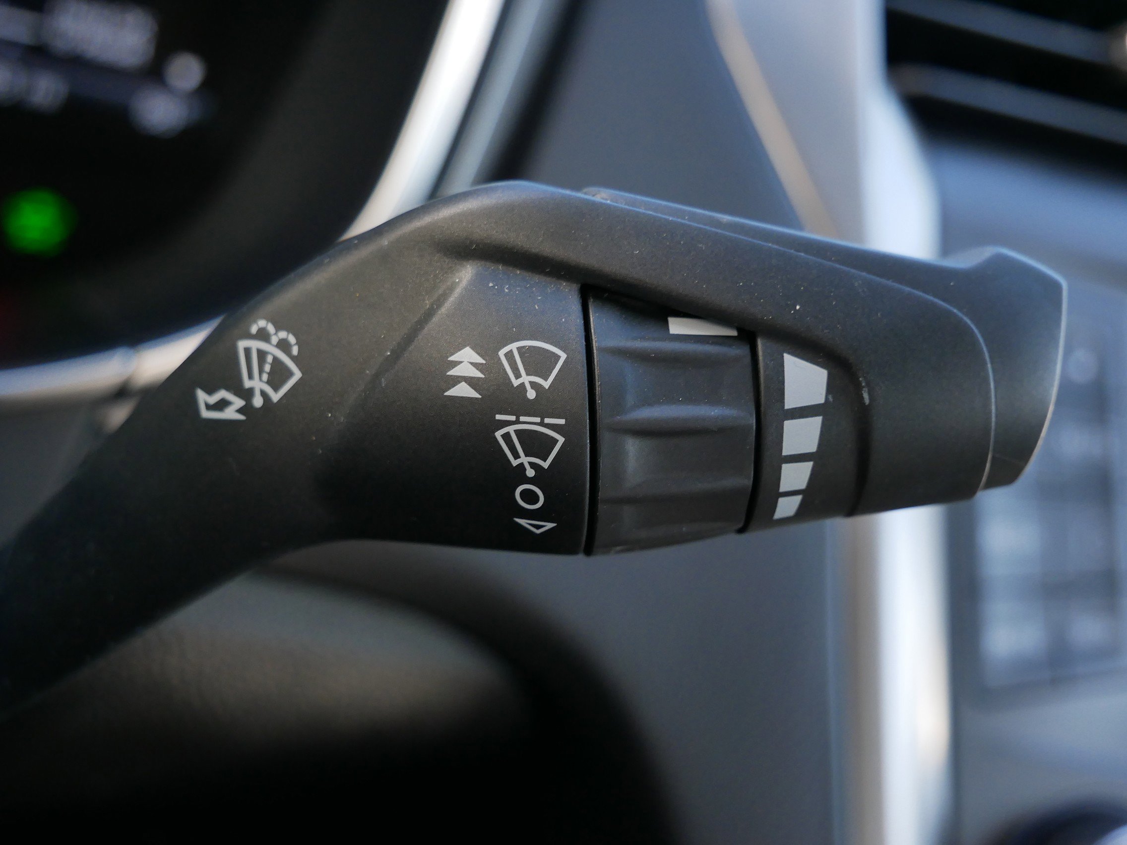 Used 2018 Ford Fusion S image 18