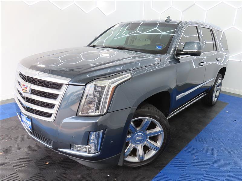 Used 2020 Cadillac Escalade Premium Luxury RWD image 4