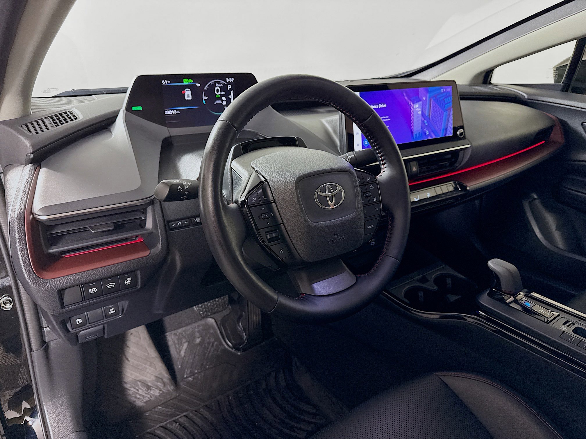 Used 2024 Toyota Prius Prime FWD image 9