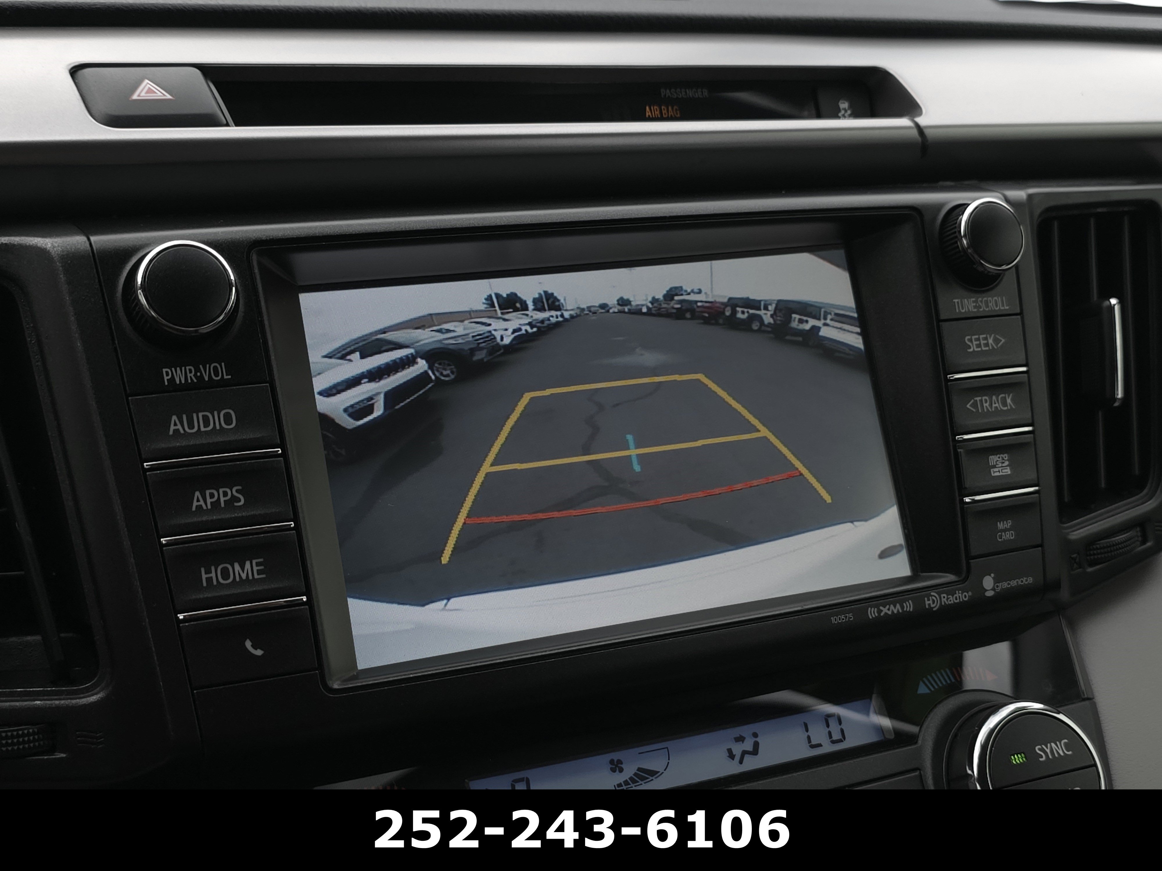 Used 2016 Toyota RAV4 XLE FWD image 23