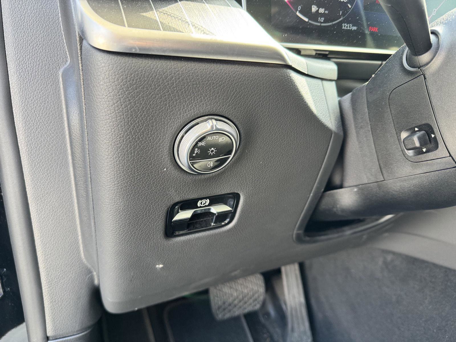 Certified 2024 Mercedes-Benz GLC 300 4MATIC image 6