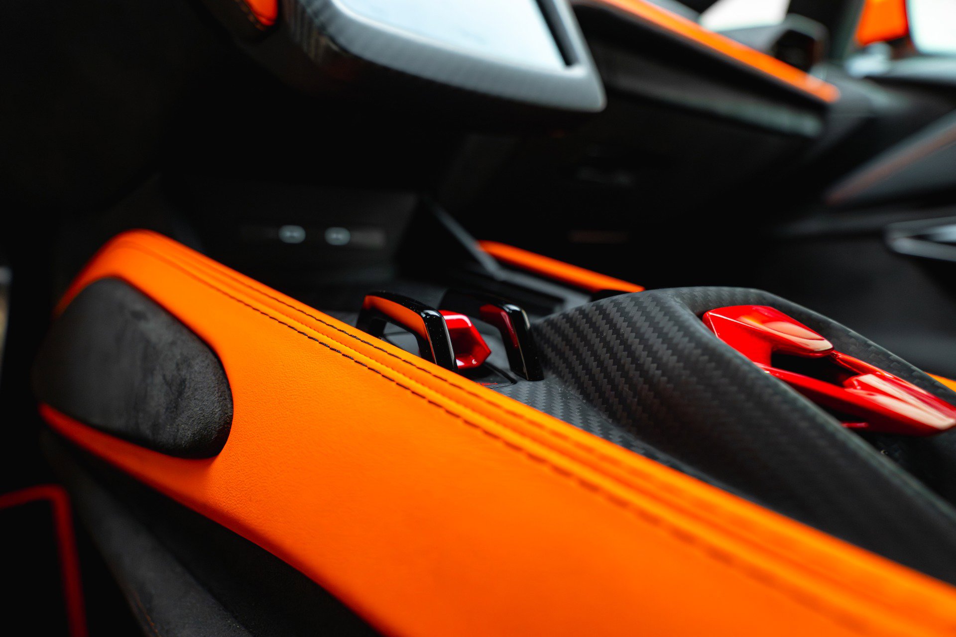 Used 2024 Lamborghini Revuelto AWD/4WD image 46