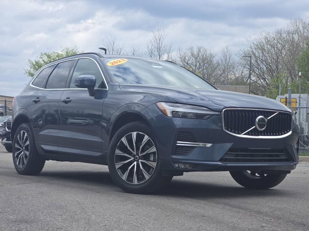 Used 2023 Volvo XC60 B5 Core w/ Climate Package image 2