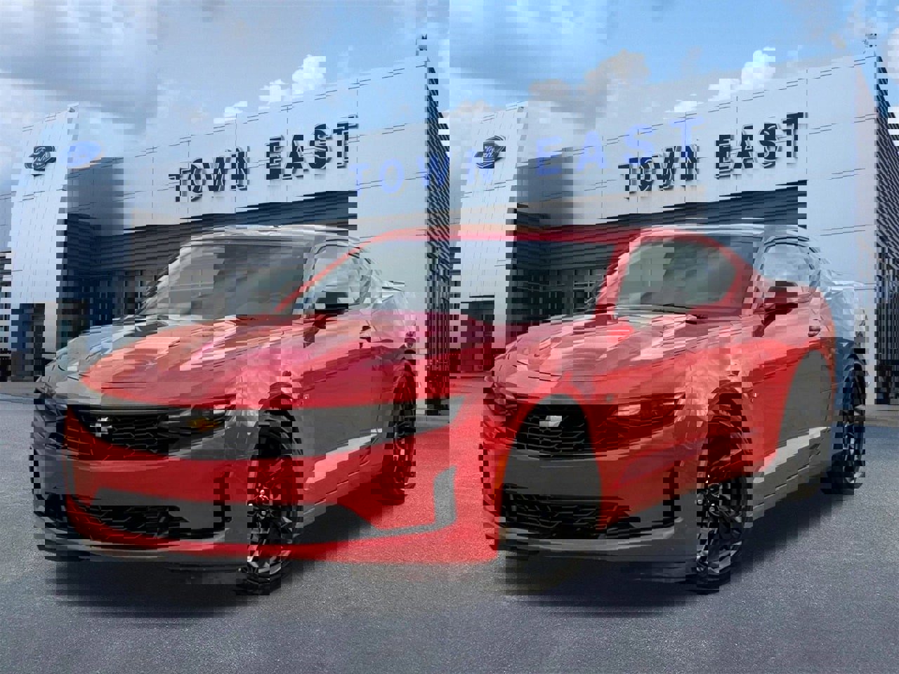 Used 2024 Chevrolet Camaro LT image 1