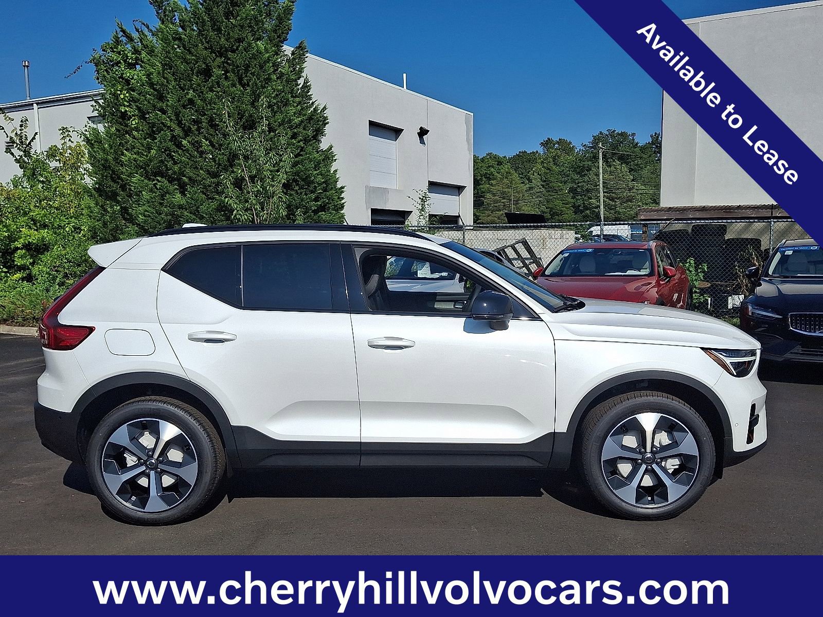 Certified 2026 Volvo XC40 B5 Plus w/ Protection Package Premier image 8