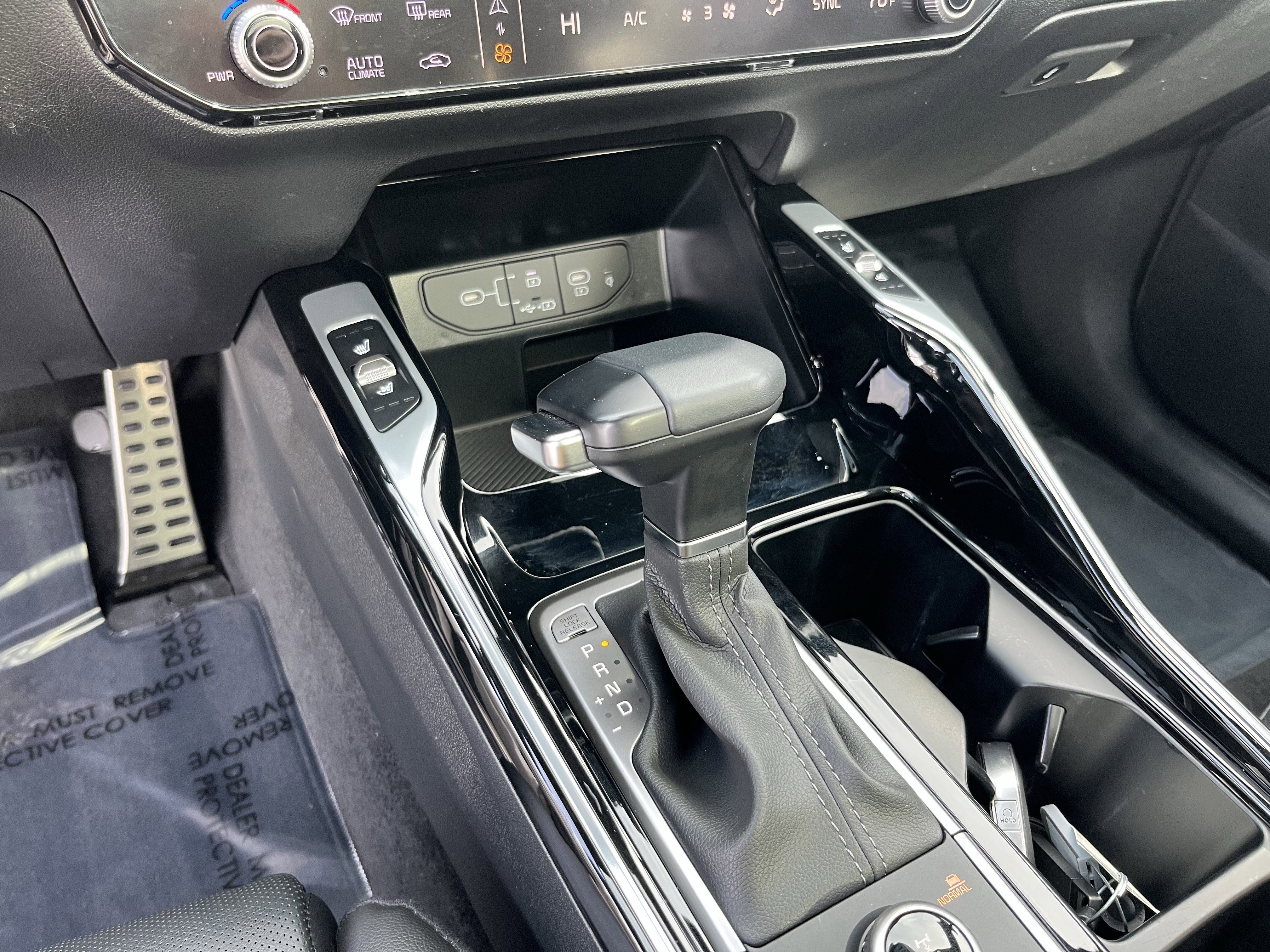 Used 2025 Kia Sorento SX Prestige image 22