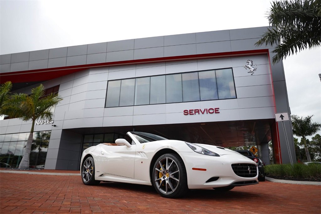 Certified 2012 Ferrari California image 25