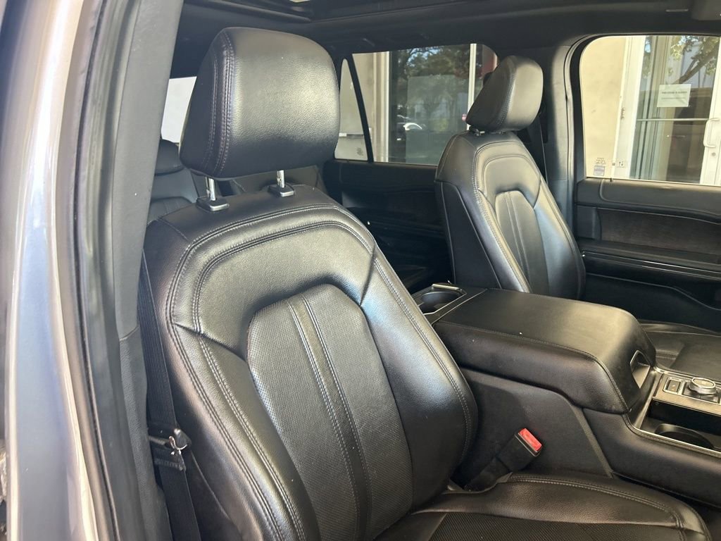 Used 2021 Ford Expedition Max Limited image 20