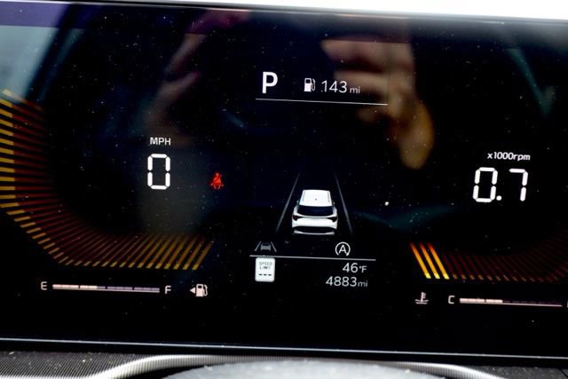 Certified 2026 Kia Sportage EX w/ EX Panorama Roof Package image 22