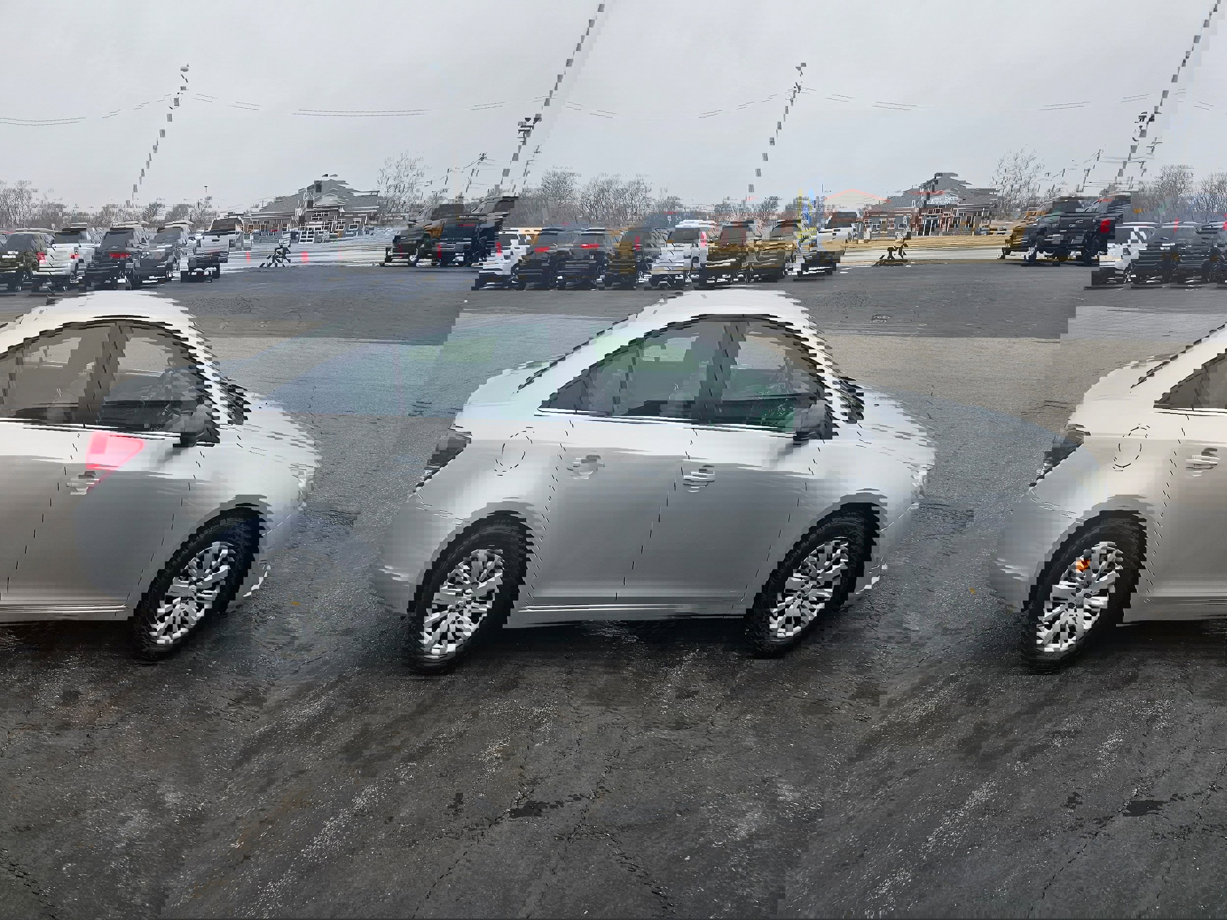 Used 2012 Chevrolet Cruze LS w/ Connectivity Package image 4