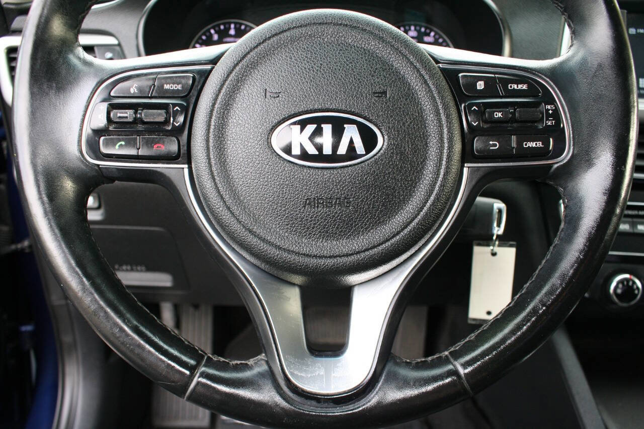 Used 2018 Kia Optima S image 12