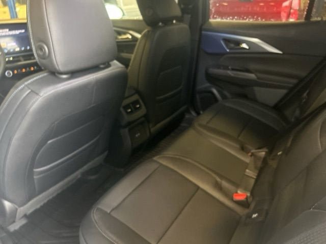 New 2025 Chevrolet Equinox EV LT image 23