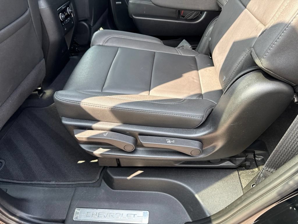 Used 2024 Chevrolet Tahoe LT w/ Luxury Package AWD/4WD image 43