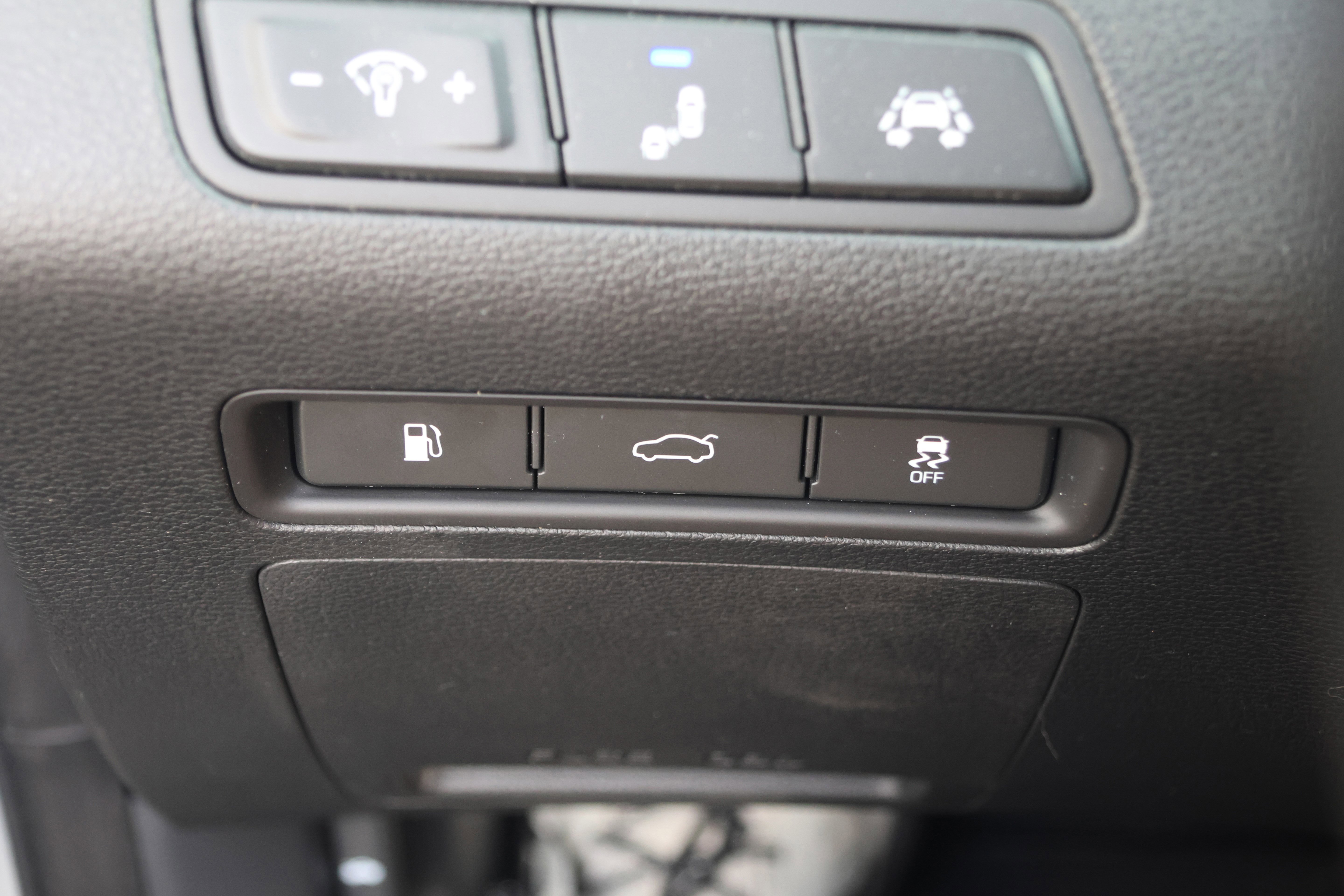 Used 2018 Hyundai Sonata Limited image 16