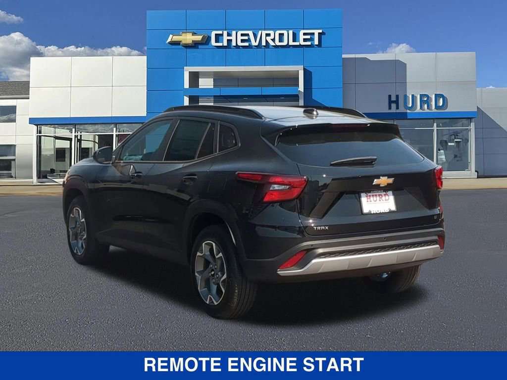 New 2026 Chevrolet Trax LT w/ Driver Confidence Package FWD image 7