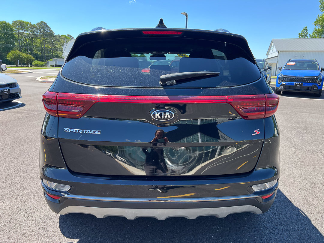 Used 2020 Kia Sportage S w/ S Premium Package AWD/4WD image 4