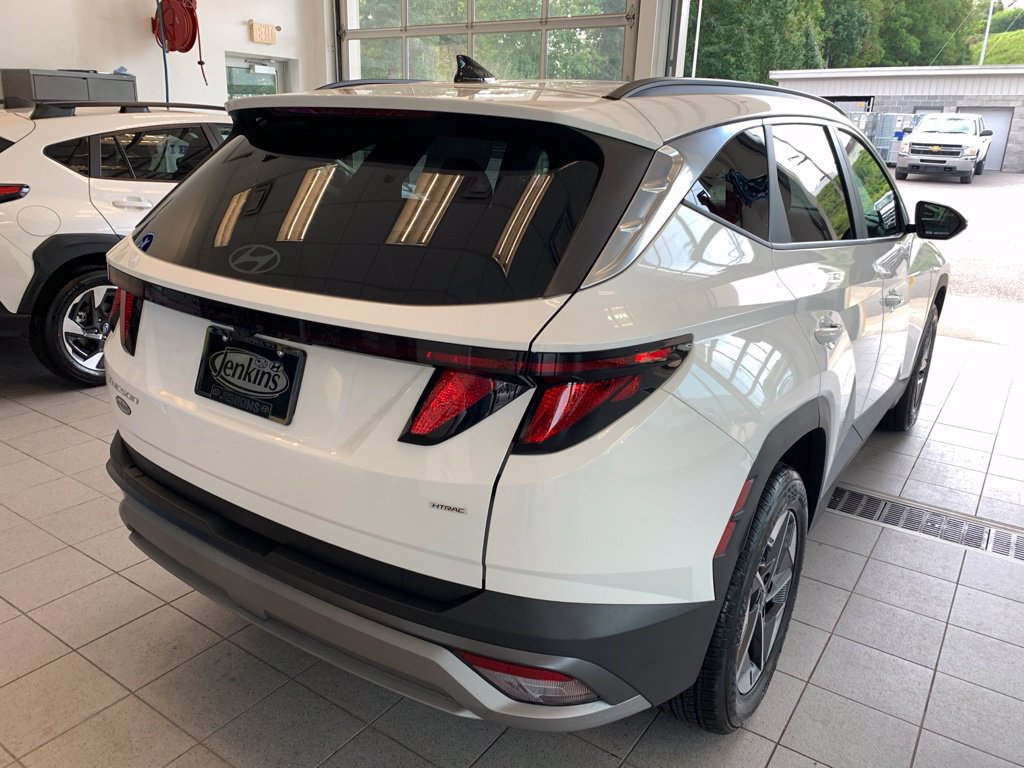 New 2026 Hyundai Tucson SEL Plus AWD/4WD image 17