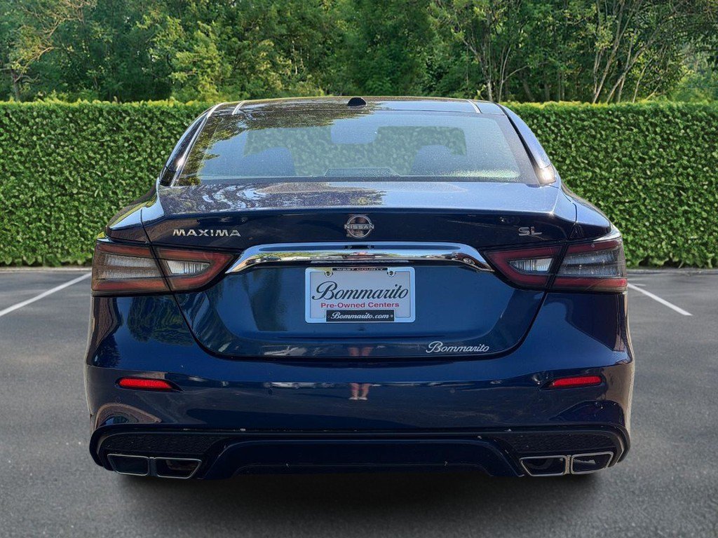 Used 2023 Nissan Maxima SL FWD image 5