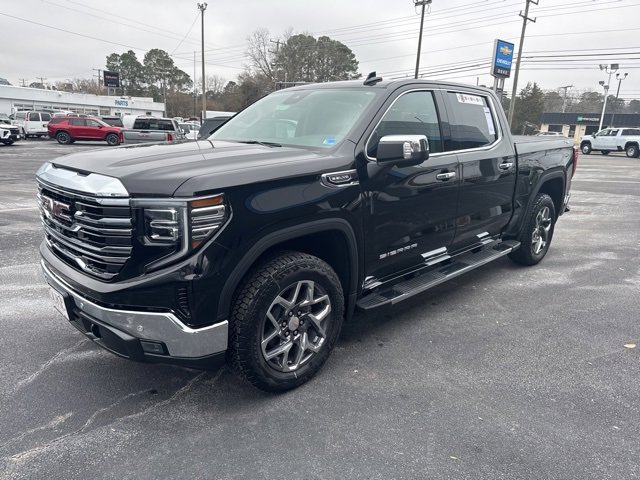New 2026 GMC Sierra 1500 SLT image 18